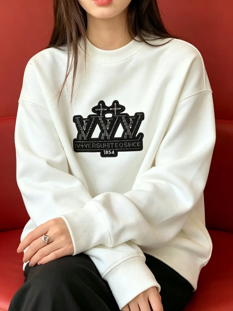 Louis Vuitton/Louis Vuitton beaded embroidered crew neck sweatshirt